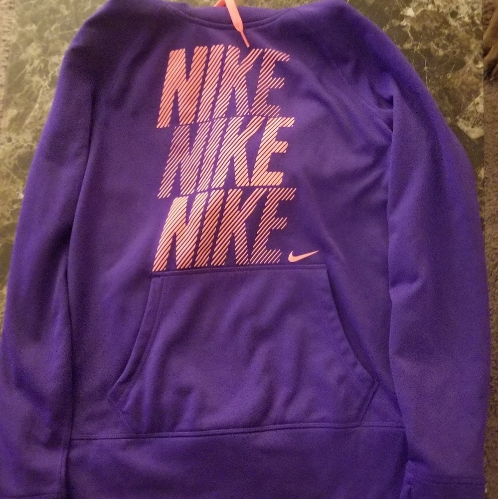 Women's Medium Nike Thermafit Hoodie
